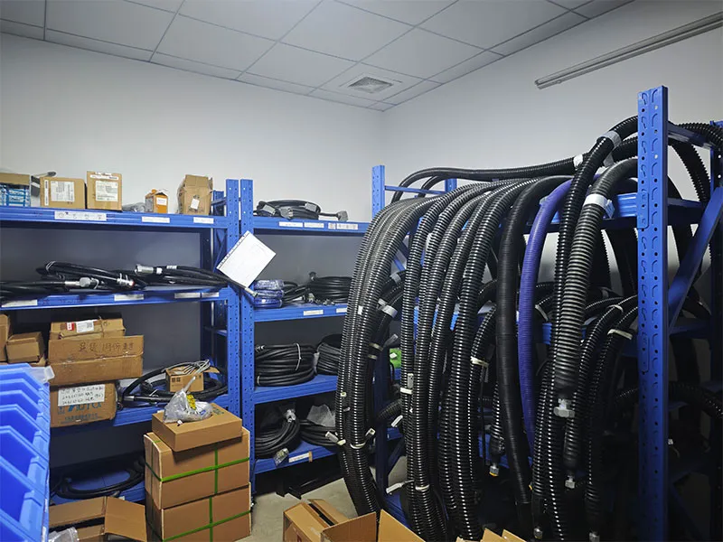 Шланг для герметика1 (2)